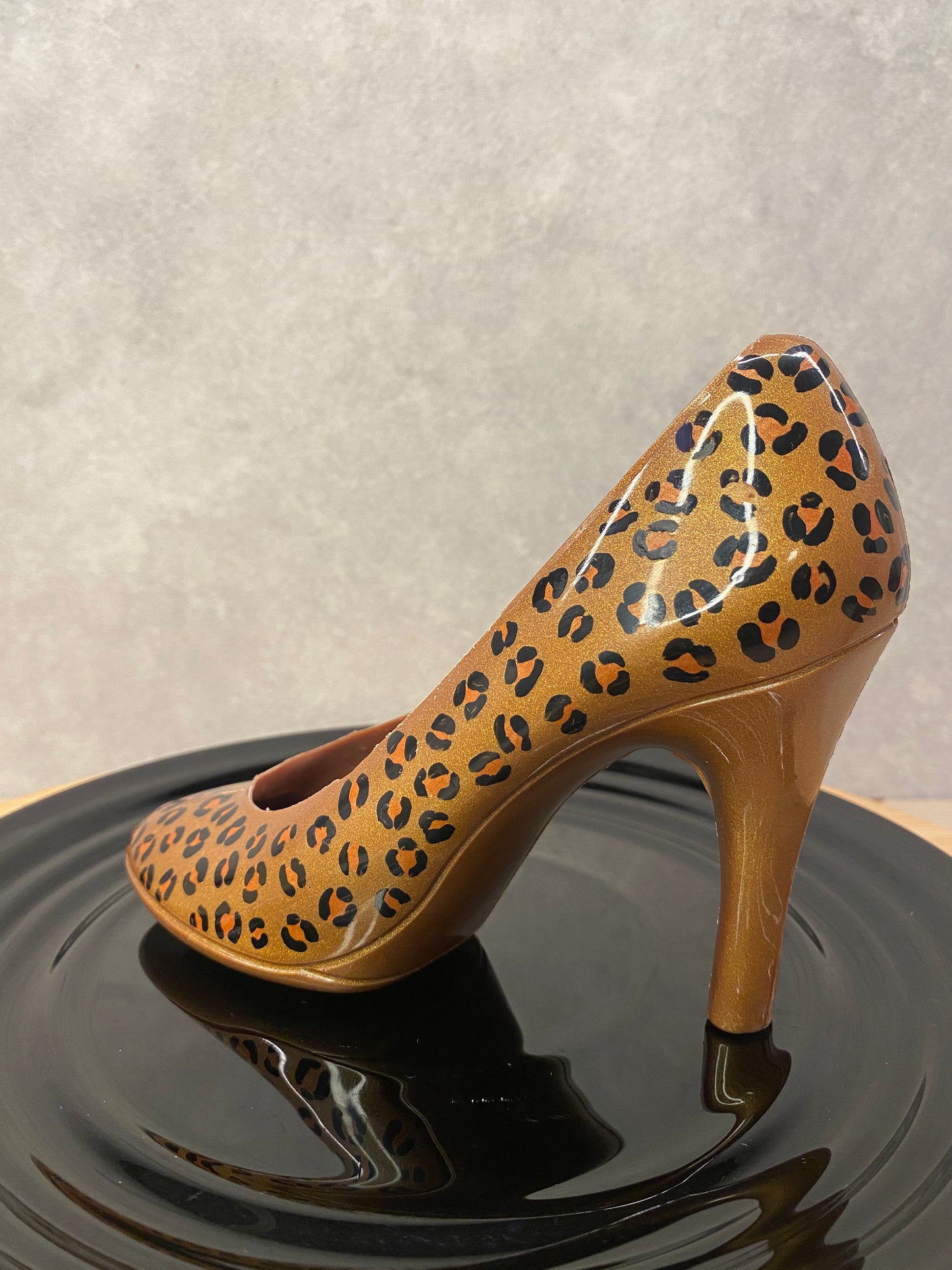 High Heel - Elegant Lady